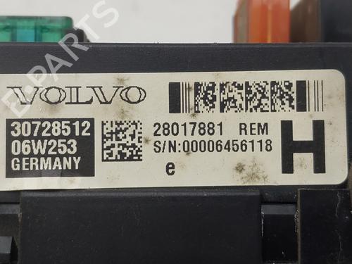 Fuse box VOLVO S60 I (384) D5 | BP37030222E1 - Image 4