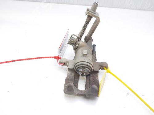 Used Right rear brake caliper NISSAN ALMERA II (N16) 2.2 Di (110 hp) 12418864