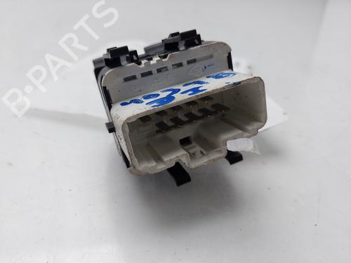 Left front window switch RENAULT LAGUNA II (BG0/1_) | BP31036868I27
