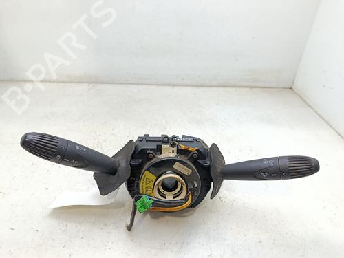 Used Steering wheel controls Steering wheel controls 38675848 38675848