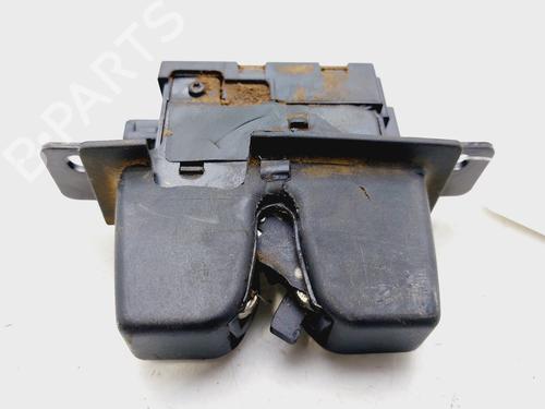 Used Tailgate lock RENAULT MEGANE II (BM0/1_, CM0/1_) 1.6 16V (BM0C, CM0C) (113 hp) 30121155