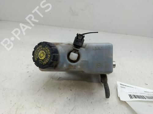 Used Brake master cylinder RENAULT CLIO IV (BH_) [2012-2021]  32208506