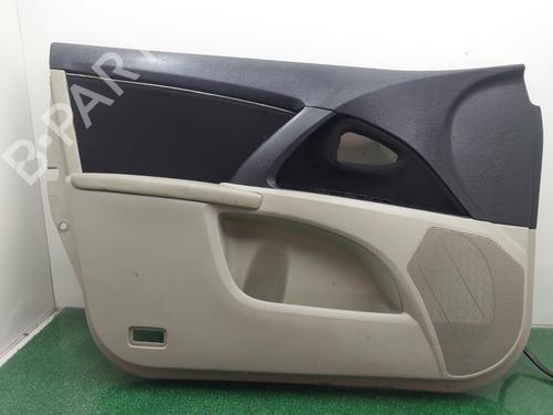 Forra frente esquerda Forra frente esquerda TOYOTA AVENSIS Saloon (_T27_) [2008-2018] 36490133 36490133