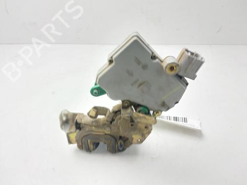 Used Rear left lock NISSAN TERRANO II (R20) 2.7 TDi 4WD (125 hp) 31156440