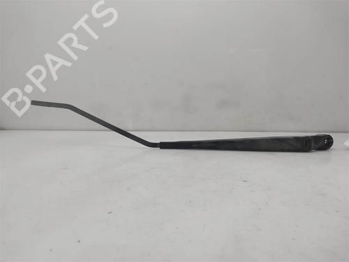 Used Front windshield wiper arm Front windshield wiper arm 38457951 38457951