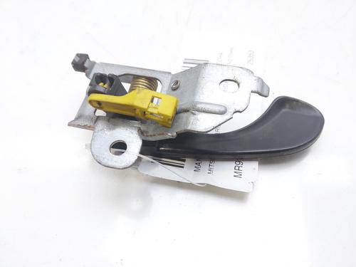 Front right interior door handle MITSUBISHI CARISMA (DA_) 1.9 DI-D (DA5A) | BP13615664I14 