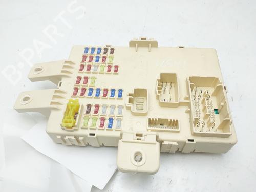 Used Fuse box KIA SPORTAGE III (SL) 1.7 CRDi (116 hp) 15824157