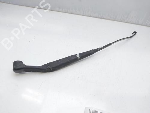 Front windshield wiper arm HYUNDAI LANTRA II (J-2) 1.6 16V 9832029000 |