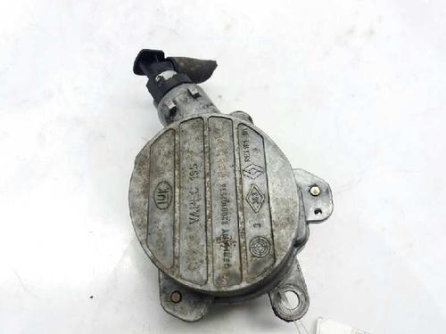 Used Vacuum pump NISSAN INTERSTAR Van (X70) dCI 90 (90 hp) 2876820