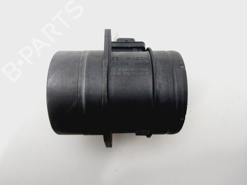 Used Mass air flow sensor SKODA OCTAVIA III Combi (5E5, 5E6) [2012-2020]  31589145