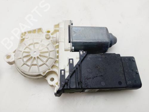 Used Right front window motor SEAT LEON (1M1) 1.9 TDI (100 hp) 24059065