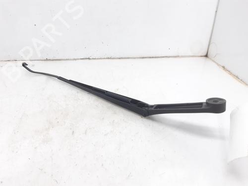 Front windshield wiper arm HYUNDAI ix35 (LM, EL, ELH) 1.6 | BP7255673C143 
