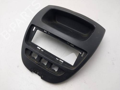 Middle console CITROËN C1 (PM_, PN_) 1.4 HDi | BP39751786I22 - Image 2