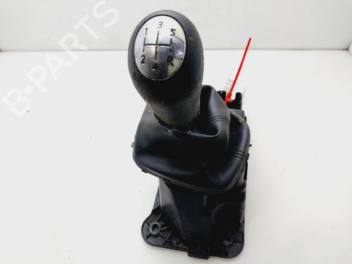 Used Gear lever RENAULT MEGANE III Hatchback (BZ0/1_, B3_) 1.5 dCi (86 hp) 27670808