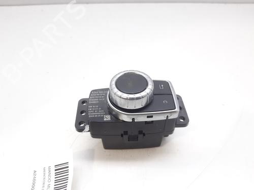 Used Switch MERCEDES-BENZ CLA Coupe (C117) CLA 220 CDI / d (117.303) (170 hp) 10862043