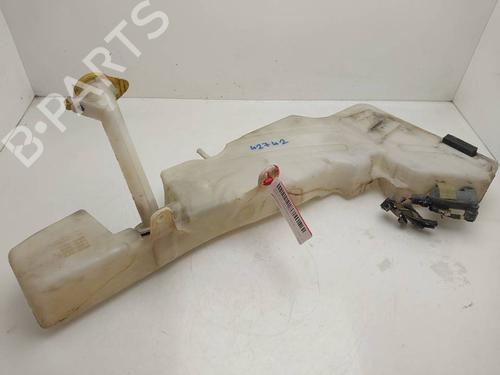 Used Windscreen washer tank Windscreen washer tank 39095107 39095107