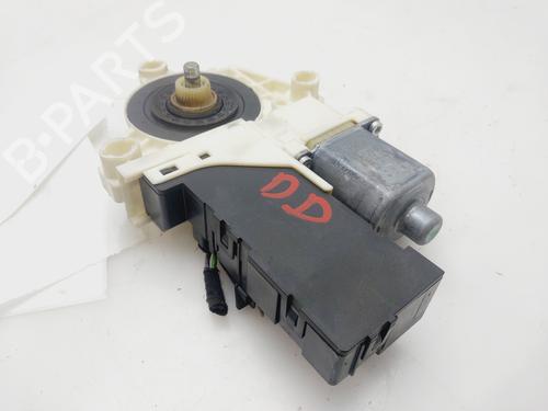 Right front window motor PEUGEOT 407 (6D_) 2.0 (6DRFNB, 6DRFNE) | BP28837447E20