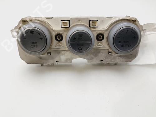 Used Climate control MAZDA 6 Hatchback (GG) 2.0 DI (GG14) (136 hp) 26588325