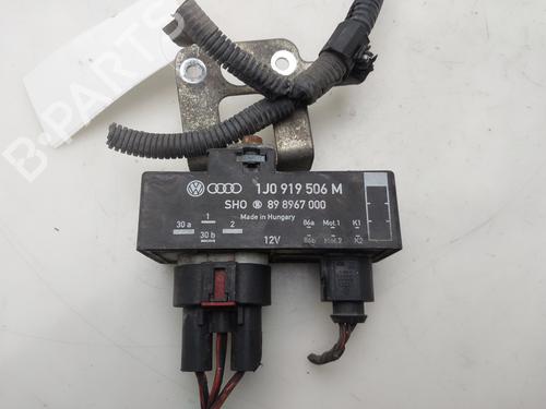 Used Electronic module Electronic module SEAT IBIZA IV (6J5, 6P1) [2008-2017] 34122305 34122305