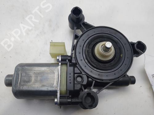 Used Left front window motor VW GOLF VII (5G1, BQ1, BE1, BE2) 1.6 TDI (115 hp) 15732270
