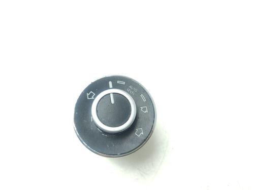 Schalter für VW TOUAREG (7LA, 7L6, 7L7) 5.0 V10 TDI (313 hp) 30263713