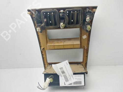 Middle console HYUNDAI TERRACAN (HP) 2.9 CRDi 4WD | BP31909178I22