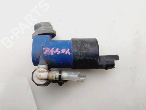 Used Washer pump RENAULT CLIO III (BR0/1, CR0/1) 1.5 dCi (C/BR0G, C/BR1G) (68 hp) 31131737