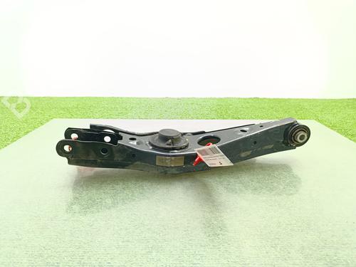 Used Left rear suspension arm KIA SPORTAGE IV (QL, QLE) [2015-2022]  30506727