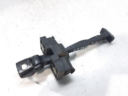 Used Hinge/Door check strap BMW X1 (F48) sDrive 18 d (150 hp) 14001447