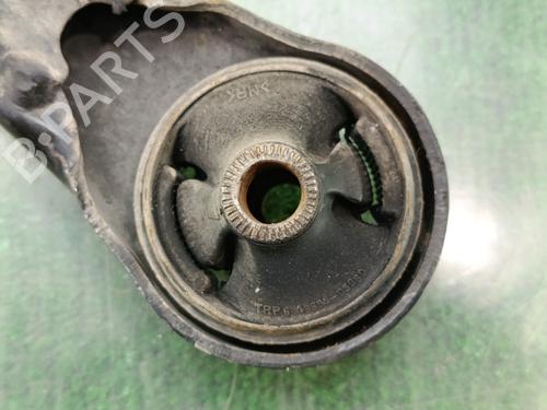 Right front suspension arm TOYOTA AVENSIS Estate (_T25_) 2.0 D-4D (ADT250_, ADT250R) | BP26517925M13