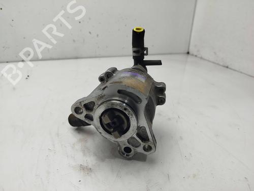 Used Vacuum pump Vacuum pump TOYOTA RAV 4 II (_A2_) 2.0 D 4WD (CLA20_, CLA21_, CLA20R, CLA21R) (116 hp) 33049100 33049100