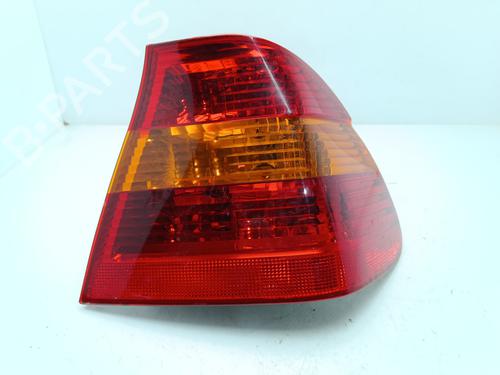 Feu arrière droit BMW 3 (E46) 320 d (150 hp) 28013248
