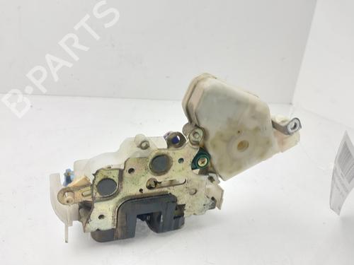 Used Front left lock NISSAN X-TRAIL I (T30) [2001-2013]  30873984