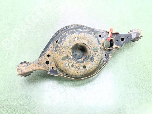 Used Left rear suspension arm Left rear suspension arm 39095072 39095072
