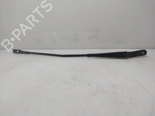 Used Front windshield wiper arm Front windshield wiper arm 38156716 38156716