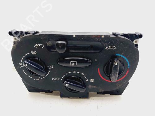 Used Climate control PEUGEOT 206 Hatchback (2A/C) 1.4 LPG (75 hp) 30096127