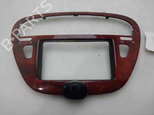 Midtkonsoll Midtkonsoll PEUGEOT 607 (9D, 9U) [2000-2026] 34343735 34343735