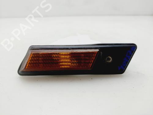 right-side-indicator-bmw-5-e34-1987-1988-1989-1990-1991-1992-1993-1994-1995-32438808 main image