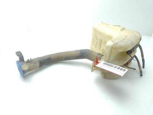 Used Windscreen washer tank LAND ROVER FREELANDER I (L314) 2.0 Td4 4x4 (112 hp) 25932834
