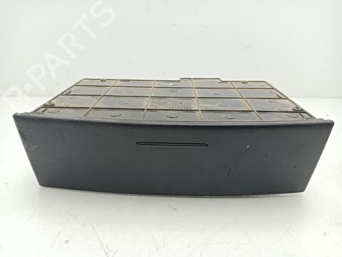 Used Glove box KIA SORENTO I (JC) 2.5 CRDi 4WD (140 hp) 22334621