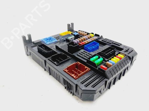 Fuse box PEUGEOT 3008 II SUV (MC_, MR_, MJ_, M4_) 1.5 BlueHDi 130 | BP22404572E1 