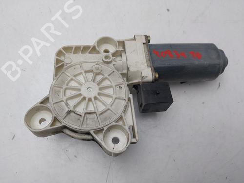 Used Right rear window motor Right rear window motor 32686019 32686019