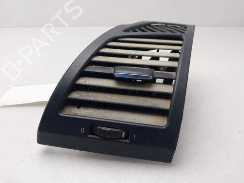 Used Air vent Air vent 36864182 36864182