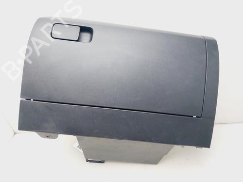 Handskerum VW POLO V (6R1, 6C1) 1.4 TDI (75 hp) 32250619