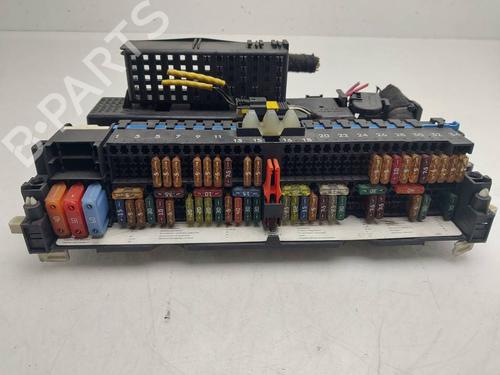Fuse box BMW X3 (E83) 3.0 d | BP39433577E1 - Image 3