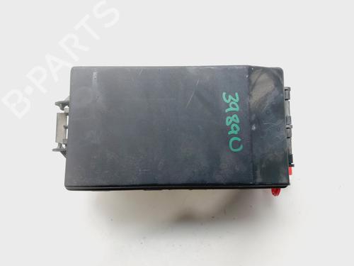 Used Fuse box FORD FOCUS I Saloon (DFW) 1.6 16V (100 hp) 30321310