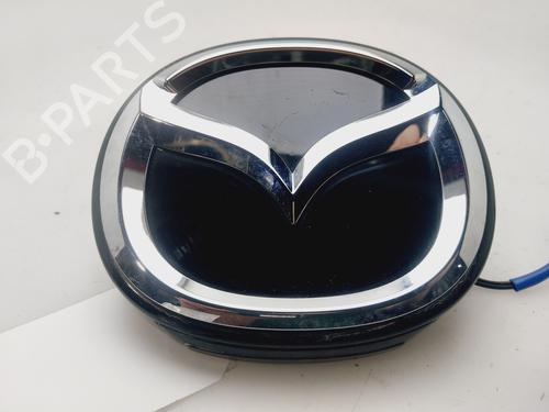 Puxador da tampa da mala MAZDA 3 Saloon (BP_) [2018-2026]  31371693