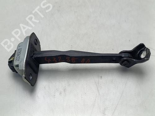 hingedoor-check-strap-mg-mg-zs-suv-azs1-2017-40225786 main image