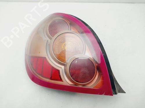 Achterlicht links NISSAN ALMERA II Hatchback (N16) [2000-2025]  31160972