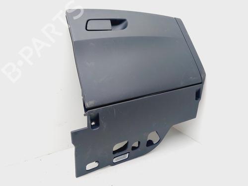 Hanskerom AUDI A4 B9 (8W2, 8WC) 30 TDI | BP29408476C95 